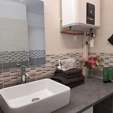Apartment - Campagne De Montimas *