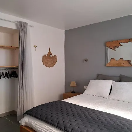 Apartment - Campagne De Montimas
