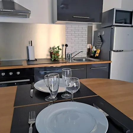 - Campagne De Montimas Apartment